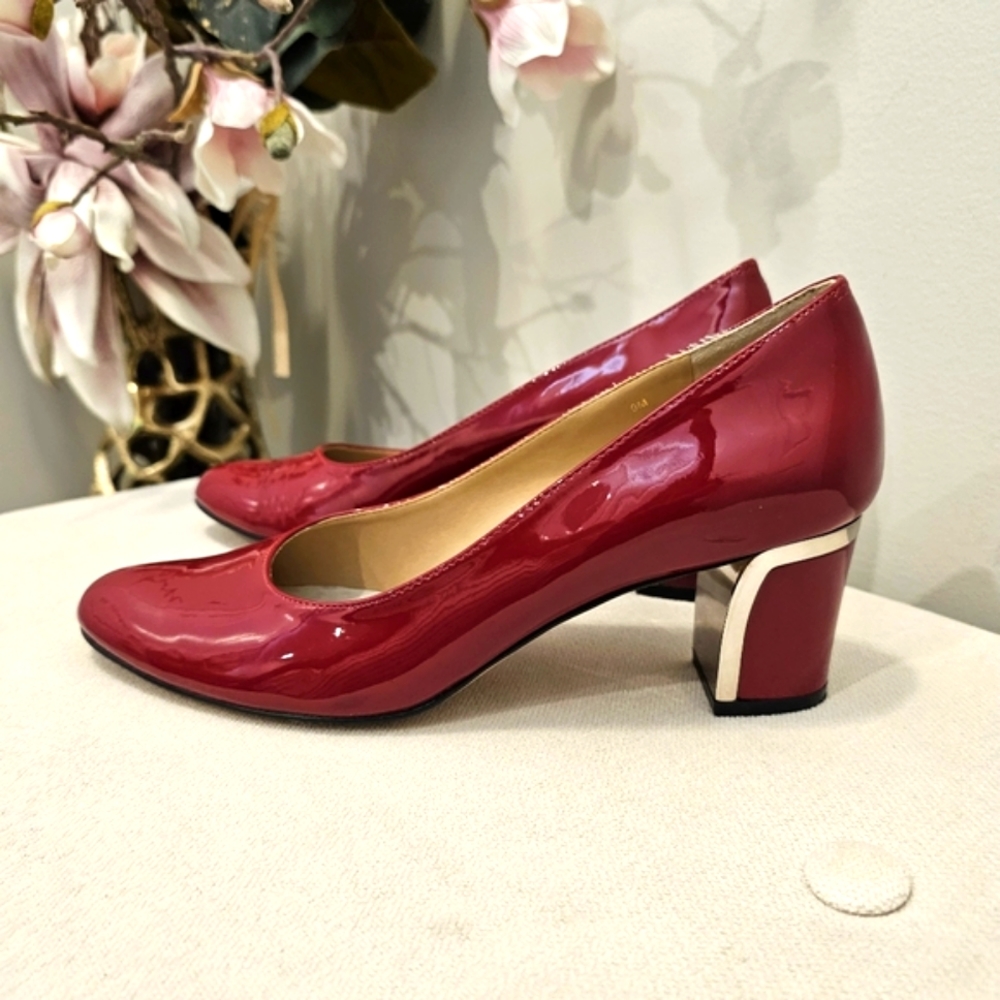 Vaneli Dark Red Patent Comfort Women's Block Heel Courts - US 9